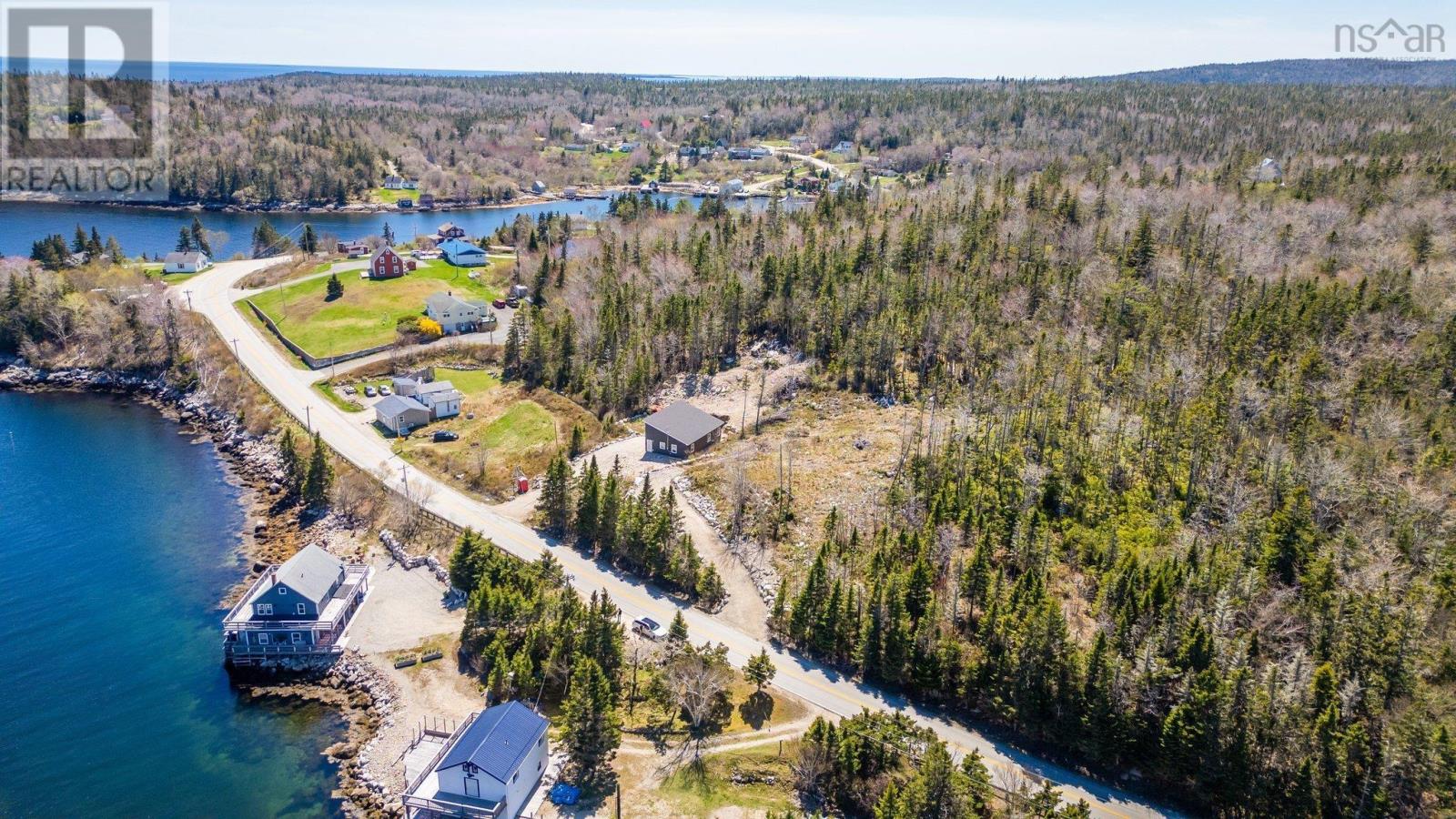 329 Nova Scotia Trunk 1, Northwest Cove, NS B0J 1T0