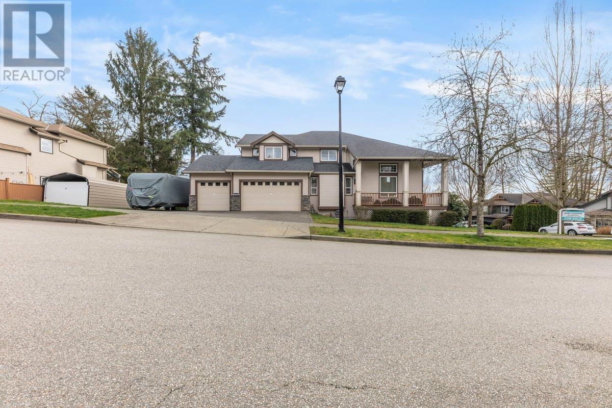 237 Street Unit 13238 #a, Maple Ridge, BC V4R 2X2
