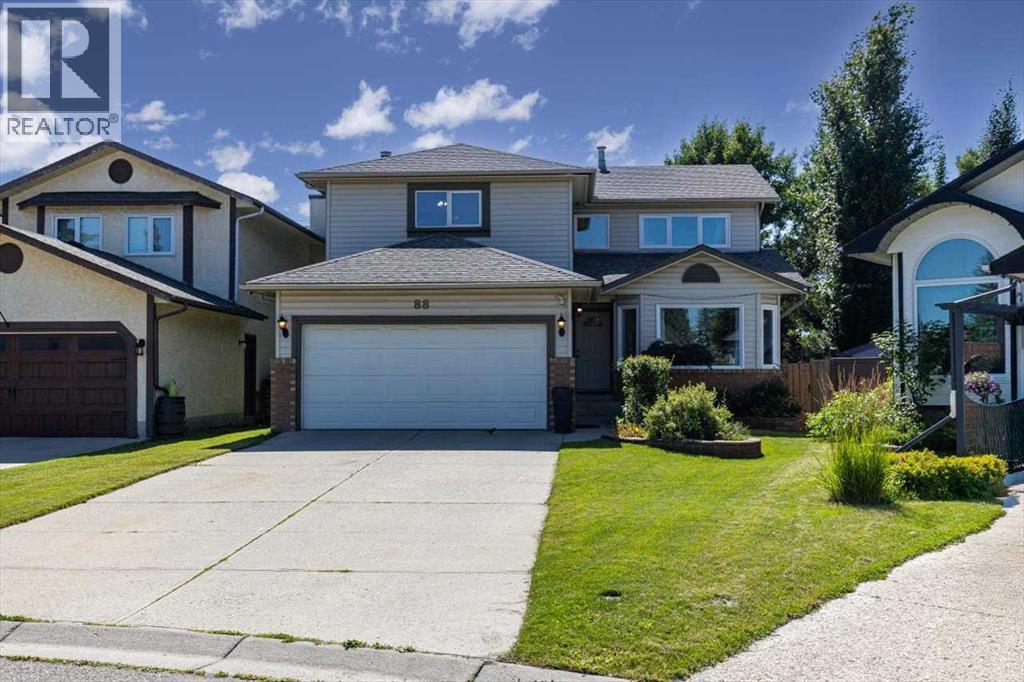 88 Sundown Grn SE, Calgary, AB T2X 2Y5