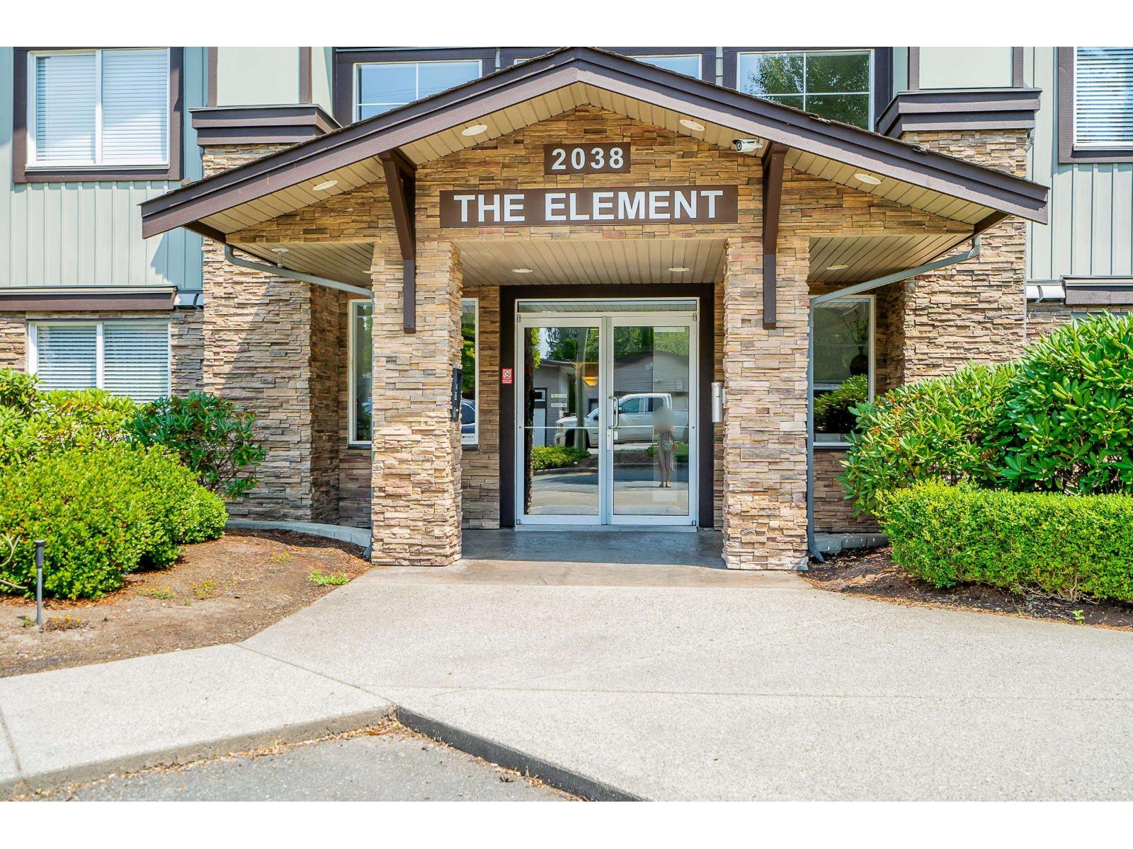 2038 Sandalwood Crescent Unit 207, Abbotsford, BC V2S 3H6