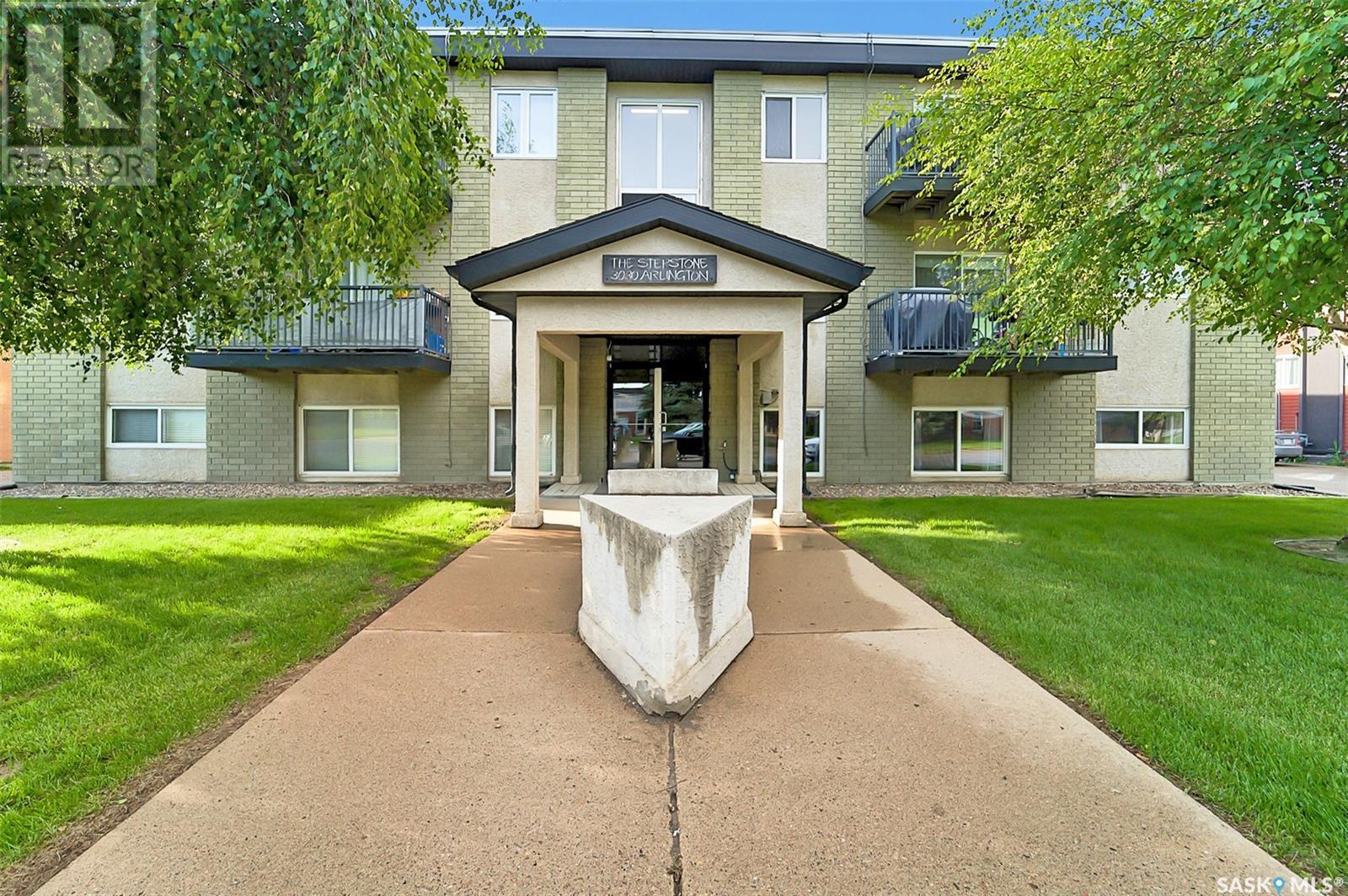 3030 Arlington Avenue Unit 17, Saskatoon, SK S7J 2J9