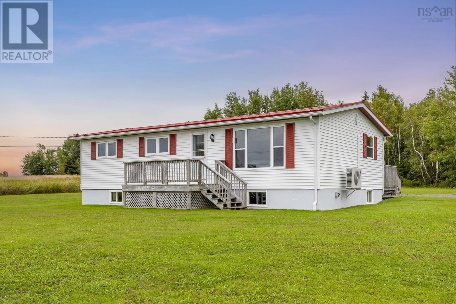152 Frasers Mountain Branch Rd, New Glasgow, NS B2H 5C4