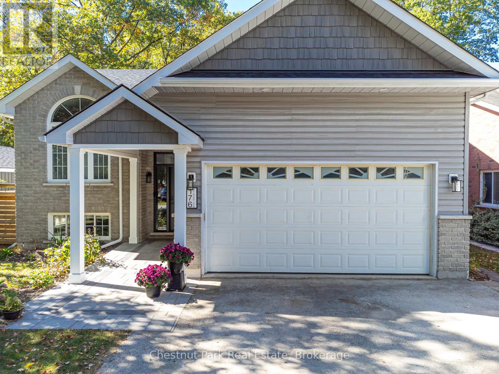 176 Melrose Ave, Wasaga Beach, ON L9Z 2T1