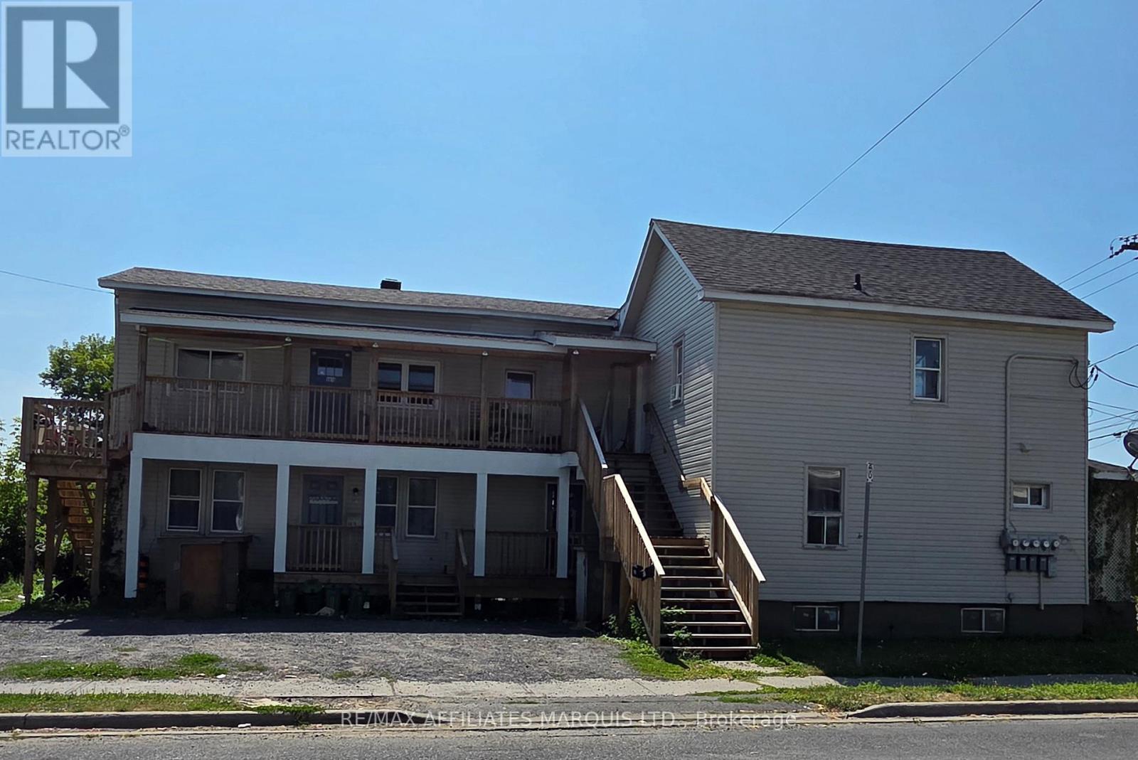 501 Fifth St W, Cornwall, ON K6J 2V7