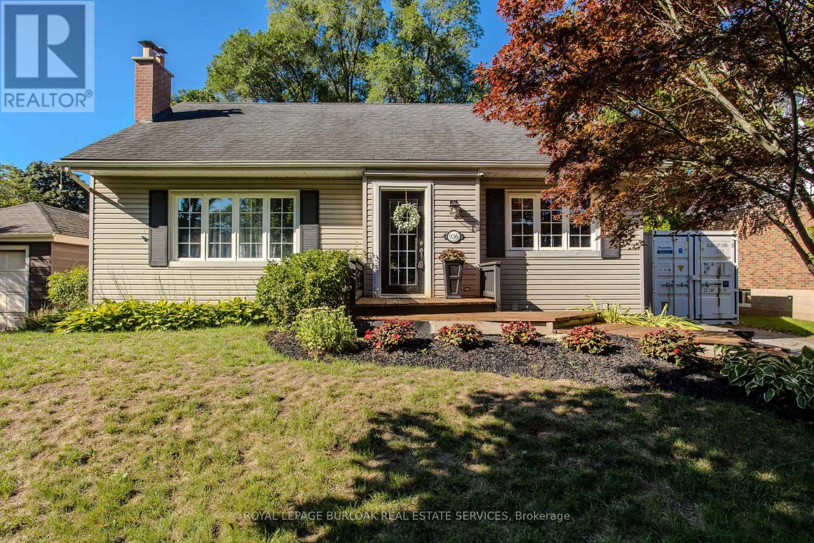 936 Harvey Pl, Burlington, ON L7T 3G1