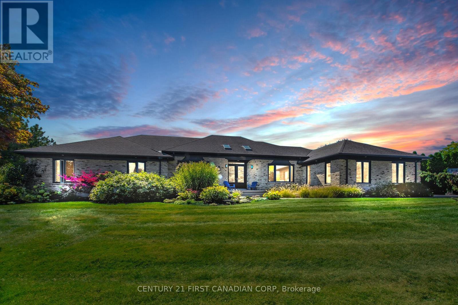 768 Franklinway Cres, London, ON N6G 5C8