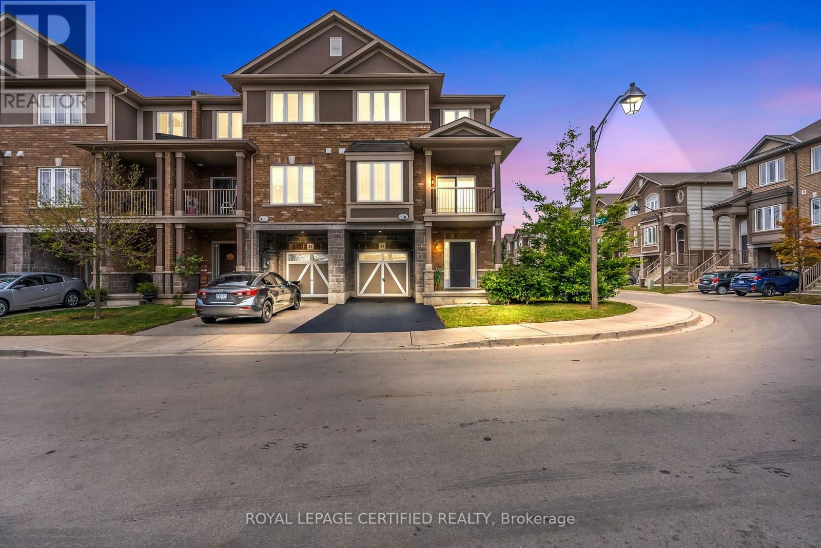 89 Bloom Cres, Hamilton, ON L0R 1P0