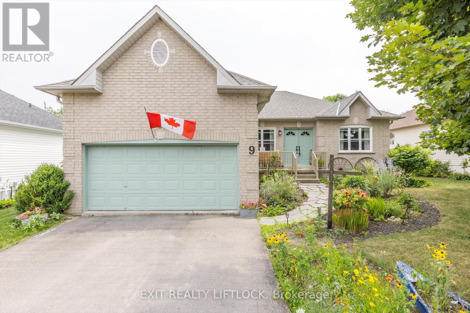 9 Brookside St, Cavan-Monaghan, ON L0A 1G0
