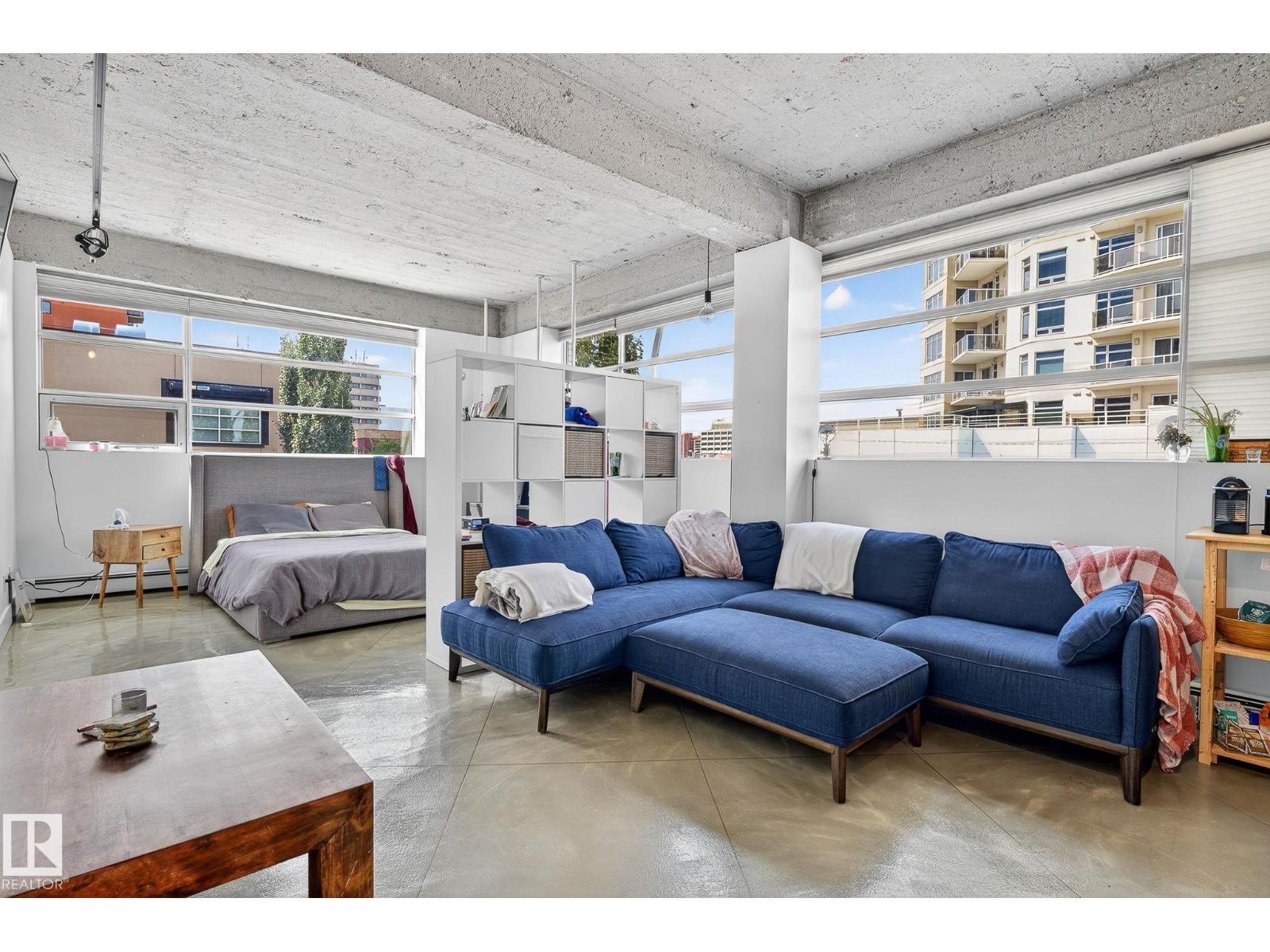 10355 105 Street Northwest #201, Edmonton, AB T5J 1E8