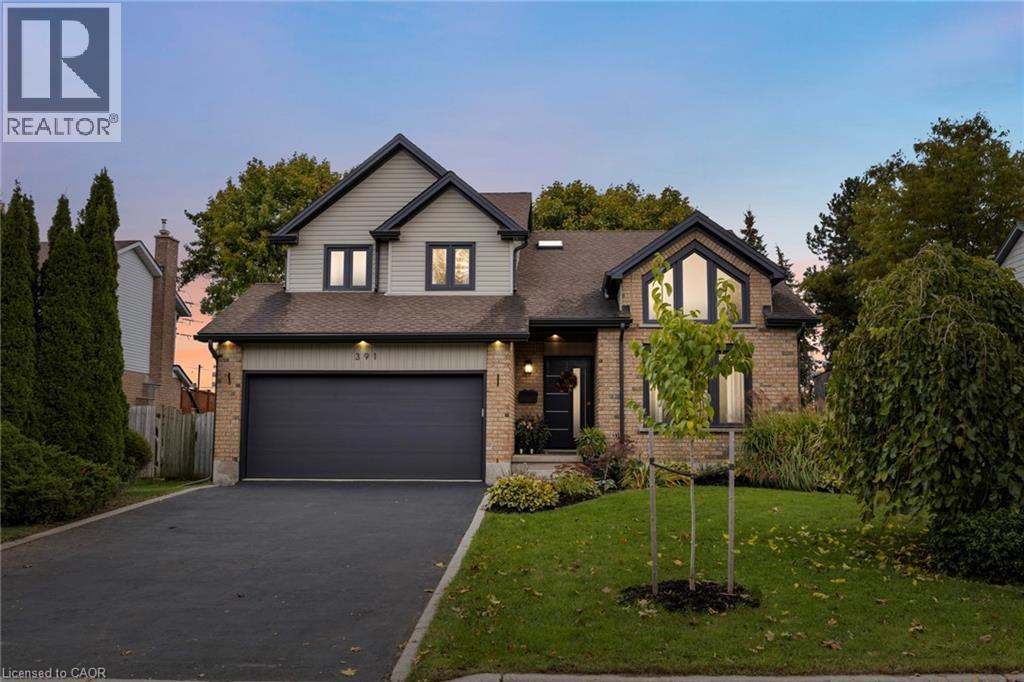 391 Strawberry Cres, Waterloo, ON N2K 3J4