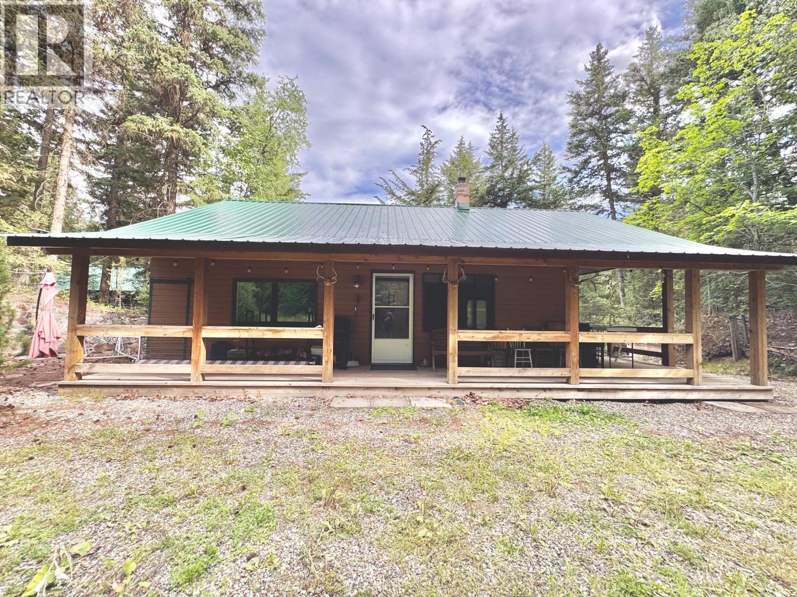 6453 Pinaus Lake Road Lot Apt 6297, Falkland, BC V0E 1W0
