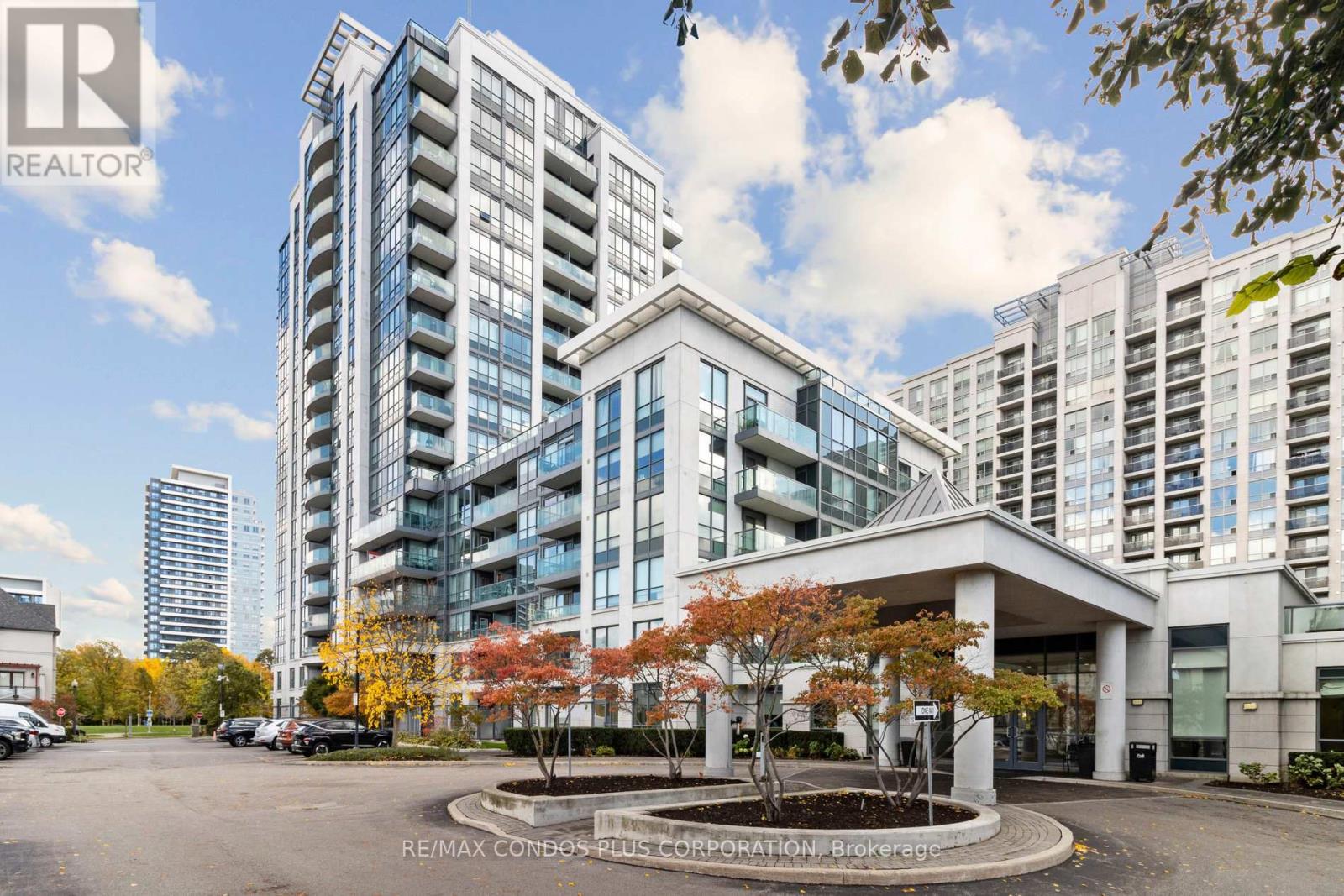 1108 20 North Park Rd, Vaughan, ON L4J 0G7