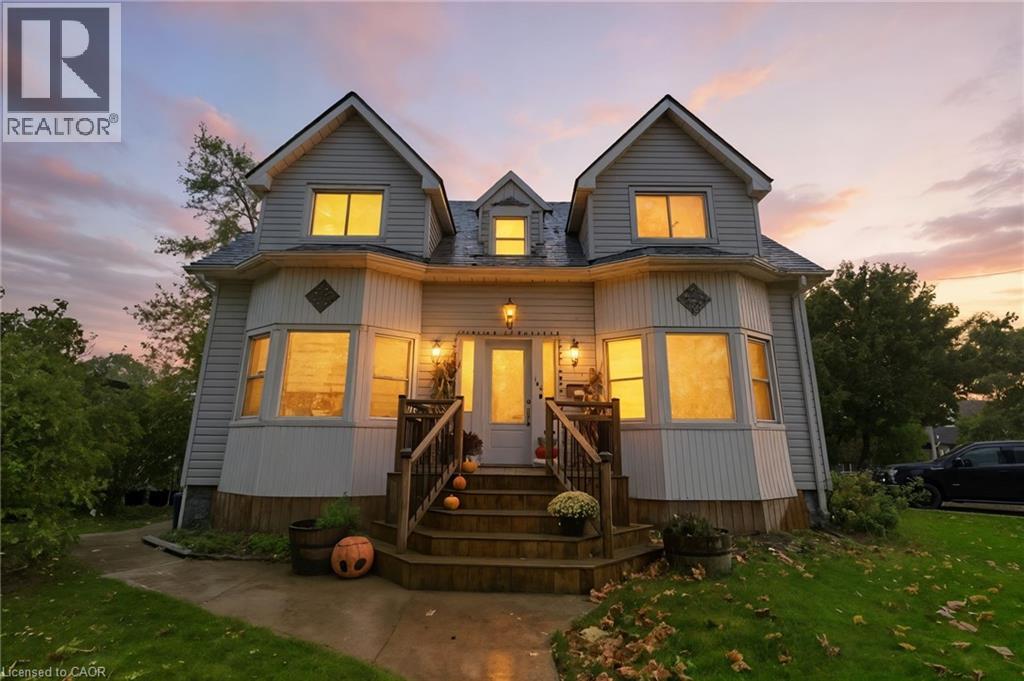 162 Saint George St, Welland, ON L3C 5P1