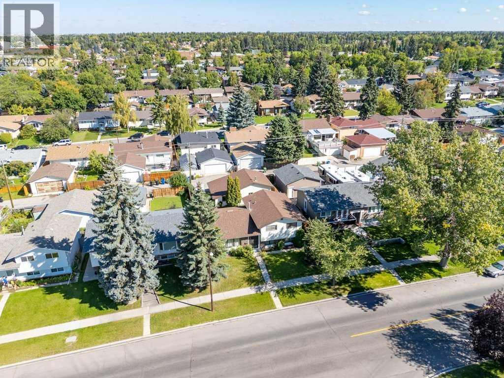 4724 Rundlehorn Dr NE, Calgary, AB T1Y 2N4