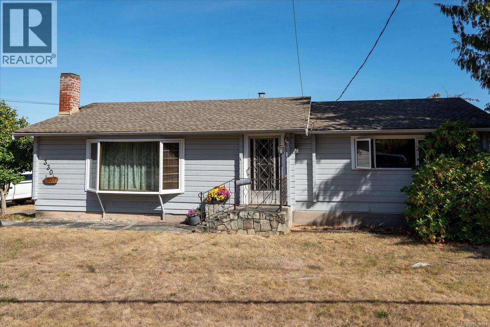 330 Temple St, Parksville, BC V9P 1C7