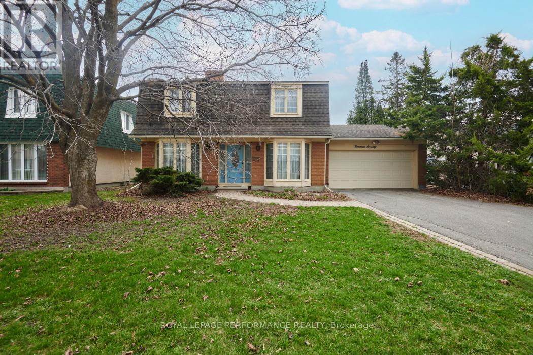 1970 Marquis Ave, Ottawa, ON K1J 8J4