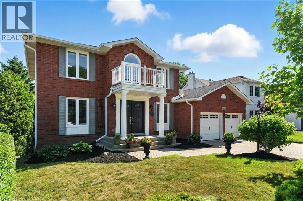 286 Lloyminn Ave, Hamilton, ON L9G 1J1