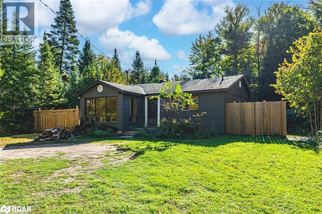 138 Moreau Pkwy, Tiny, ON L9M 0H3