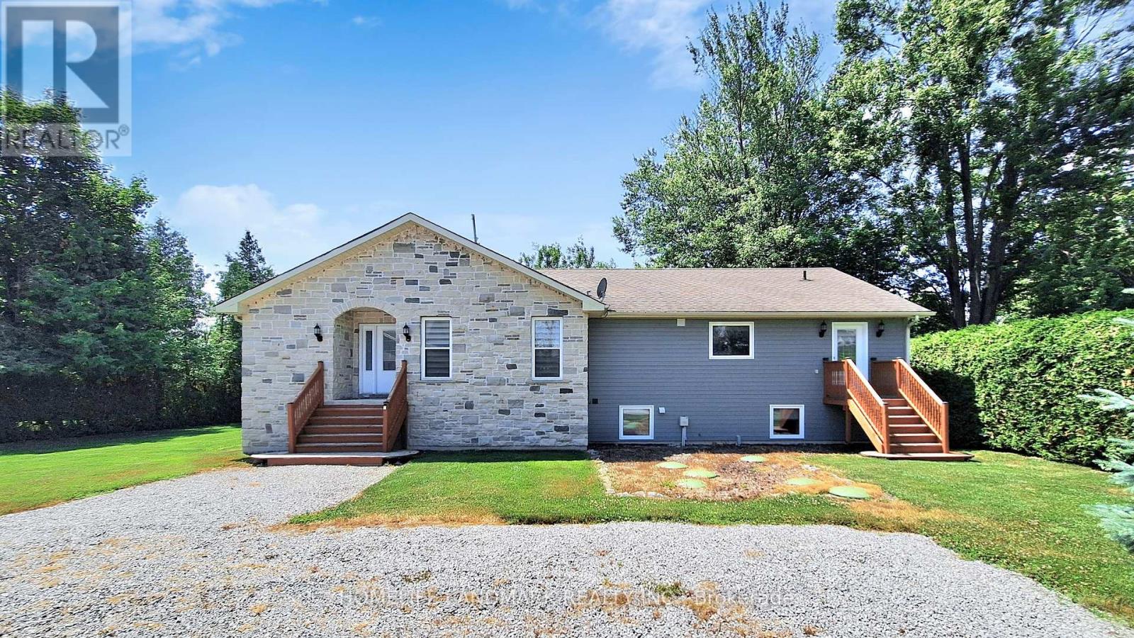 1662 Lakeshore Dr, Ramara, ON L0K 1B0