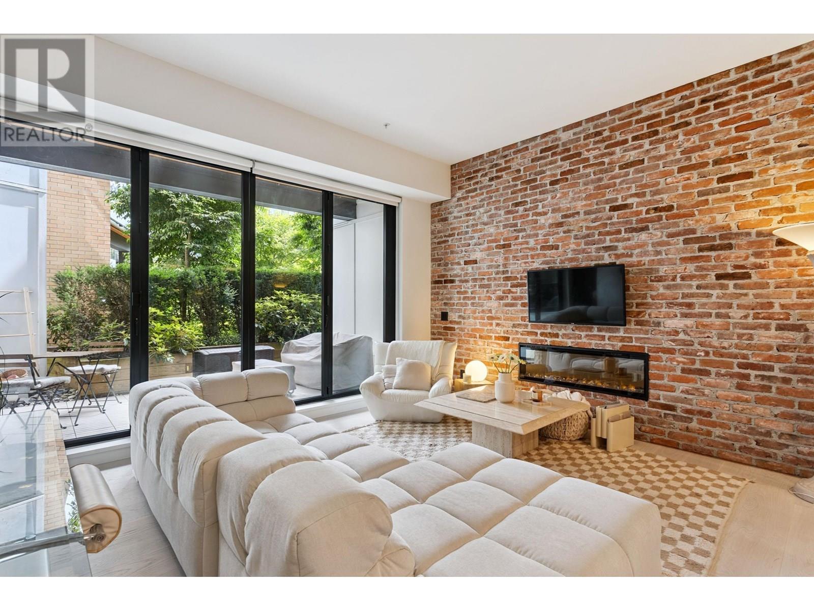 300 Salter Street Unit 109, New Westminster, BC V3M 0L9