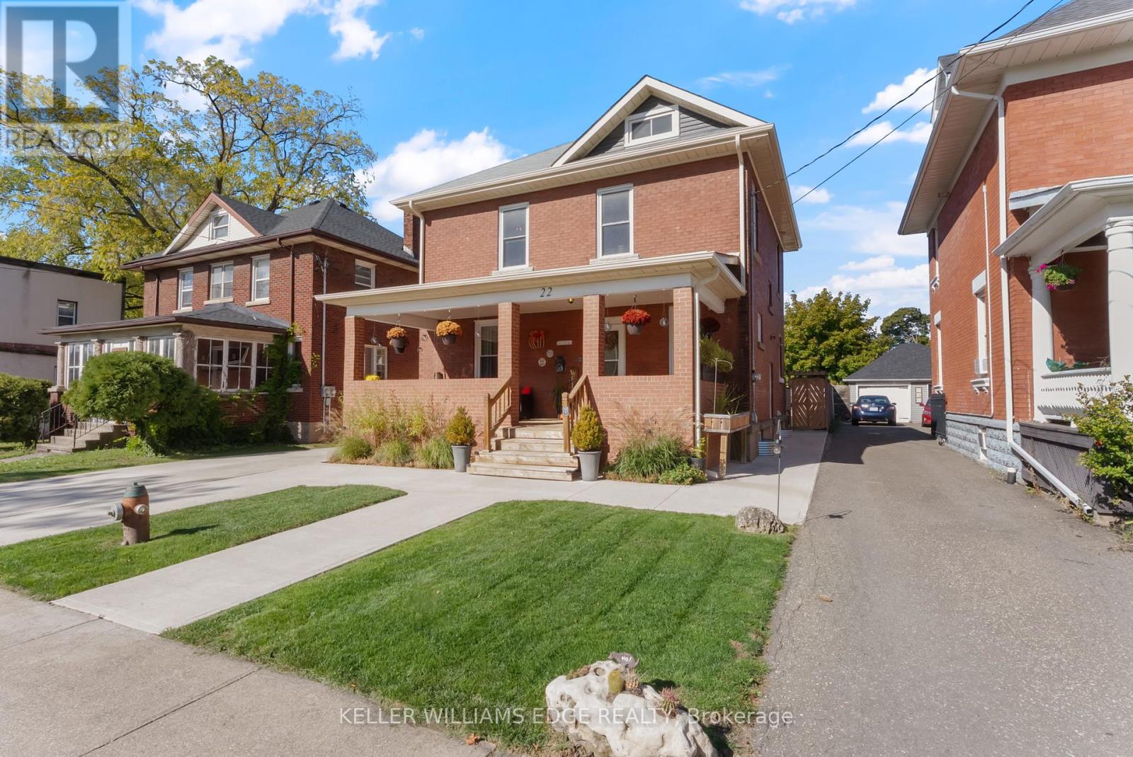 22 Griffith St, Welland, ON L3B 4G4