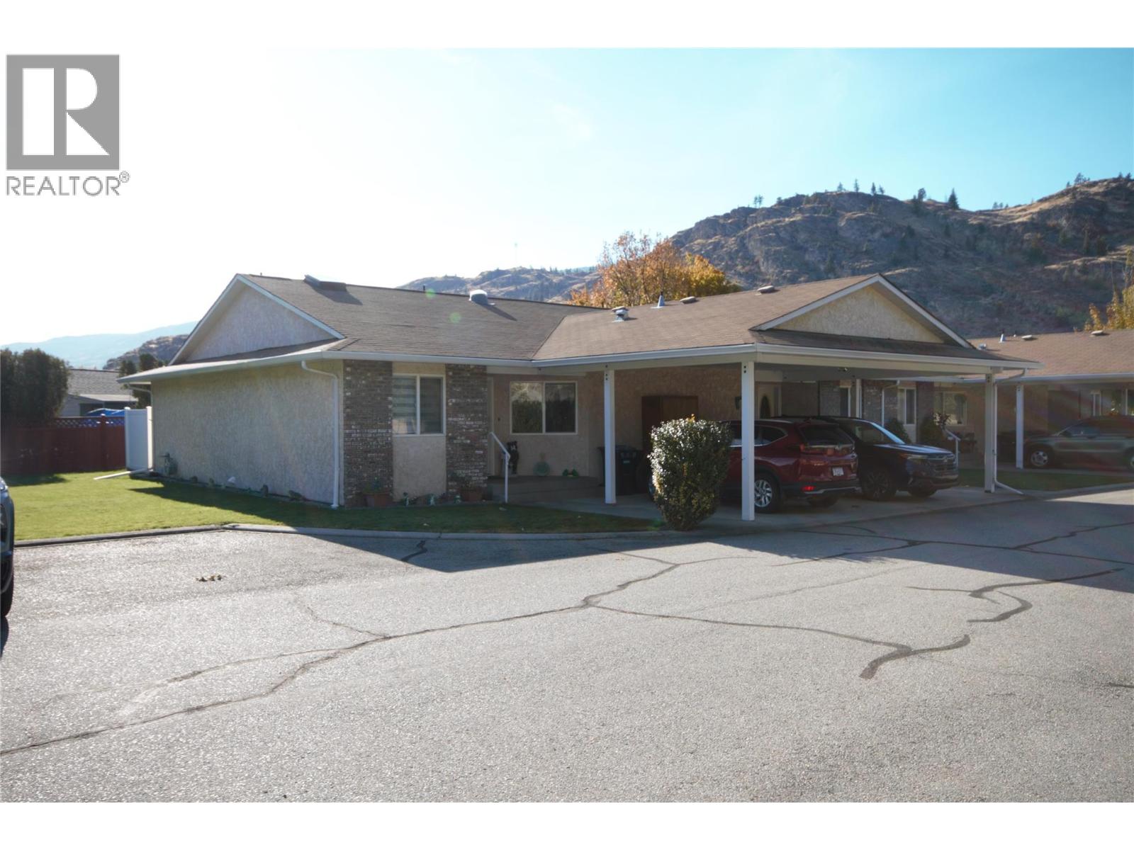 115 Redwing Place Unit 1, Oliver, BC V0H 1T4
