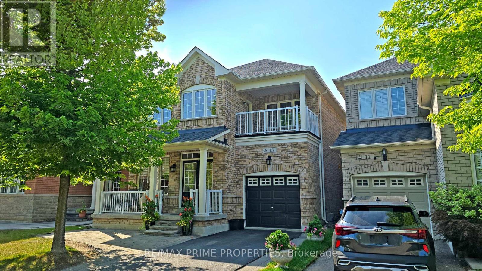13 Lundy Dr, Markham, ON L6B 0G1