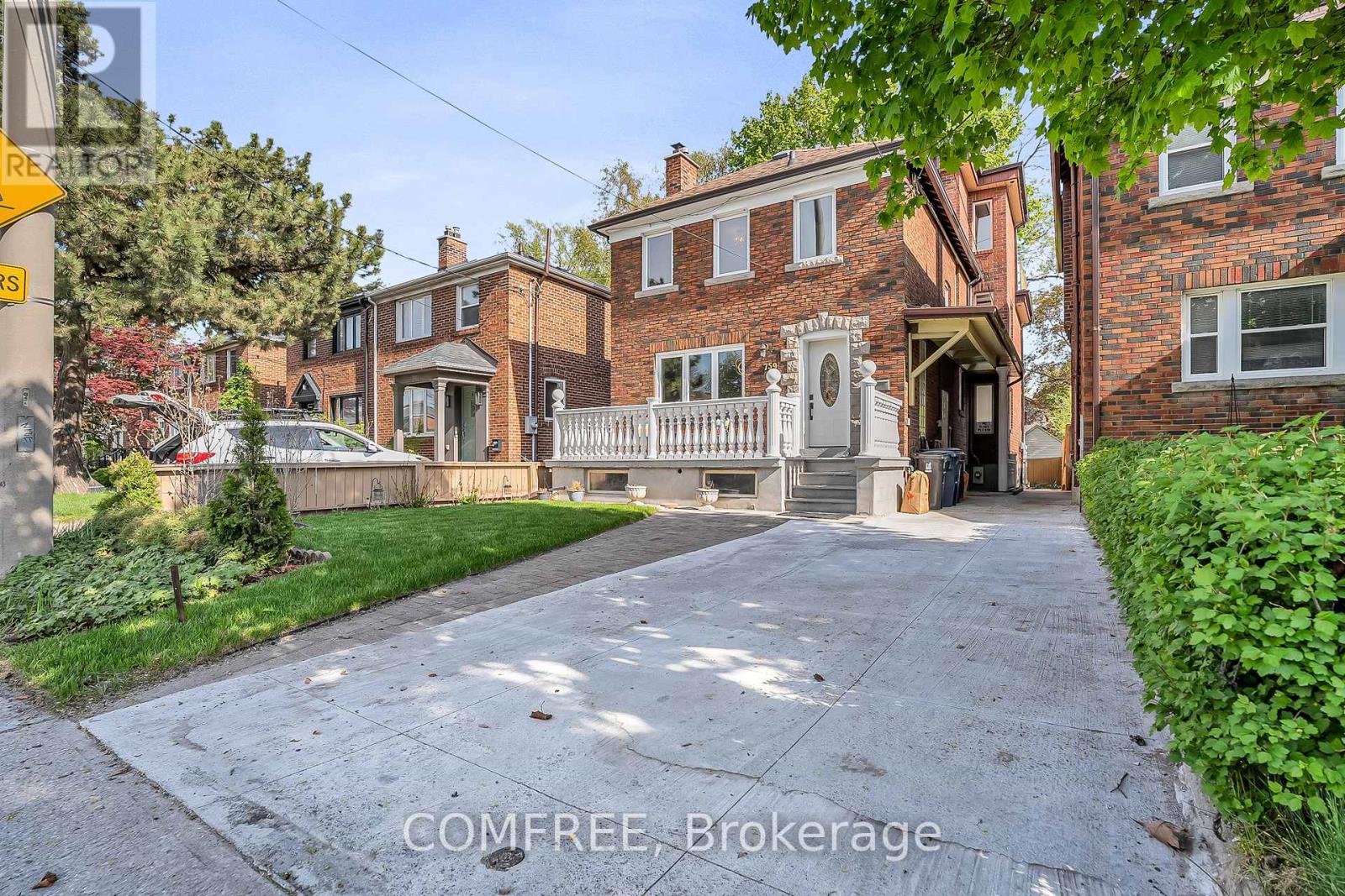759 Eglinton Ave E, Toronto Leaside, ON M4G 2K8