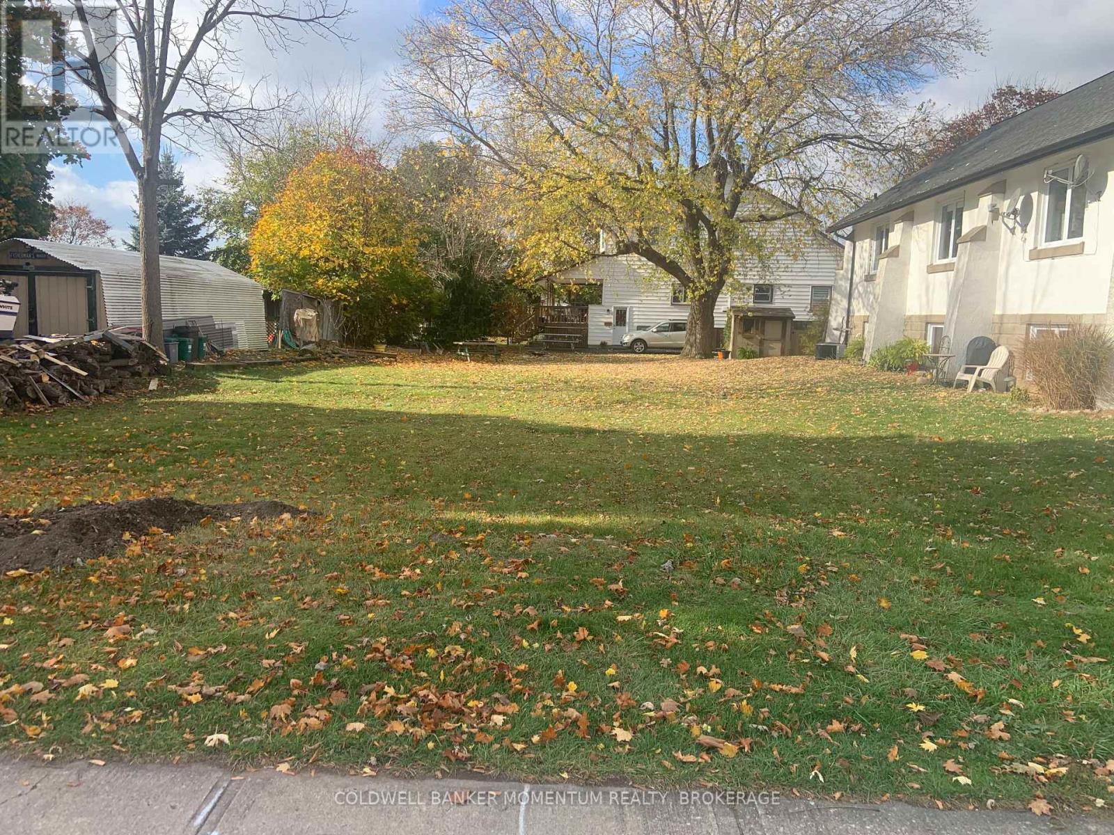 W/s Fielden Avenue, Port Colborne Main Street, ON L3K 4V4