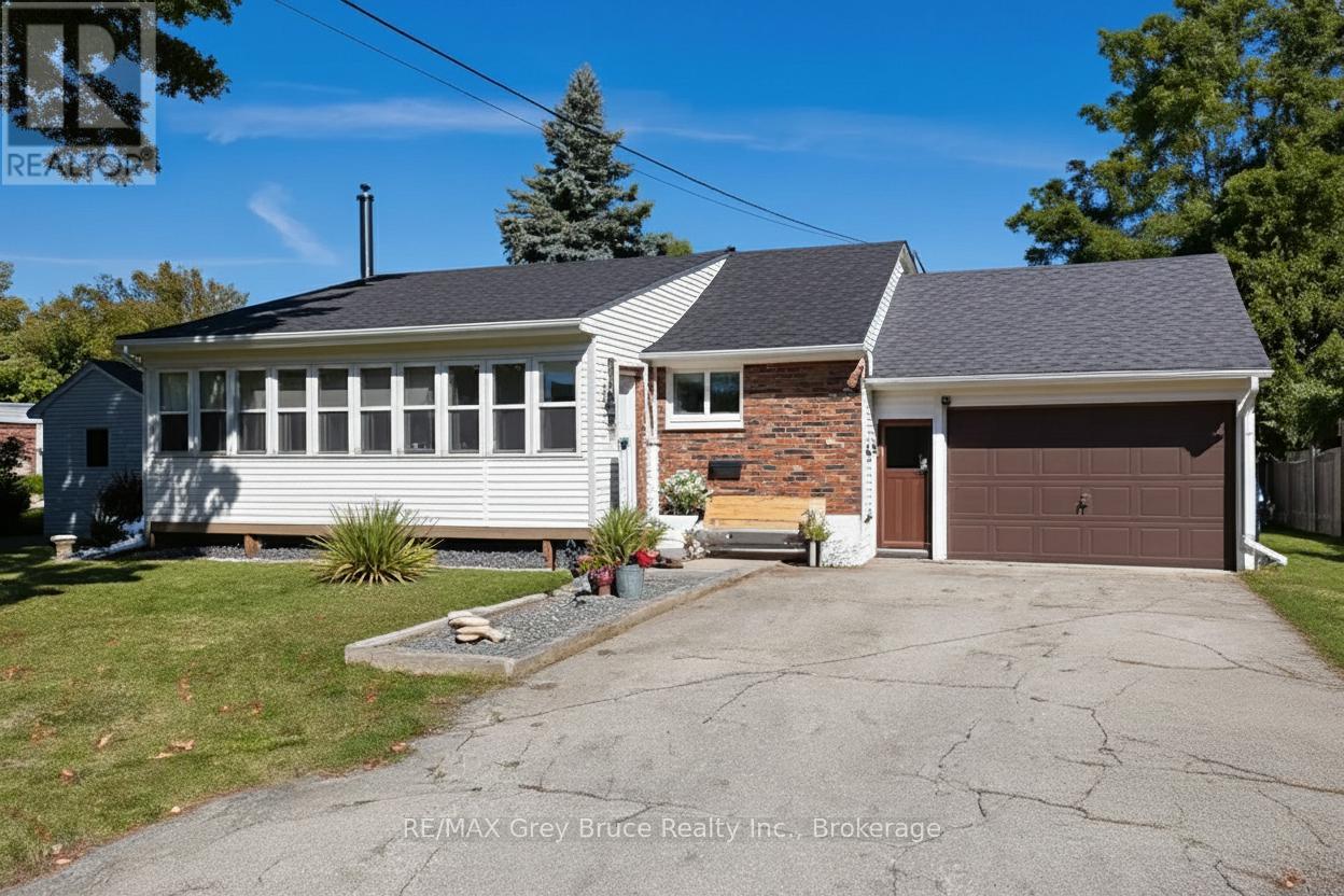836 11th Street West, Owen Sound, ON N4K 3T3