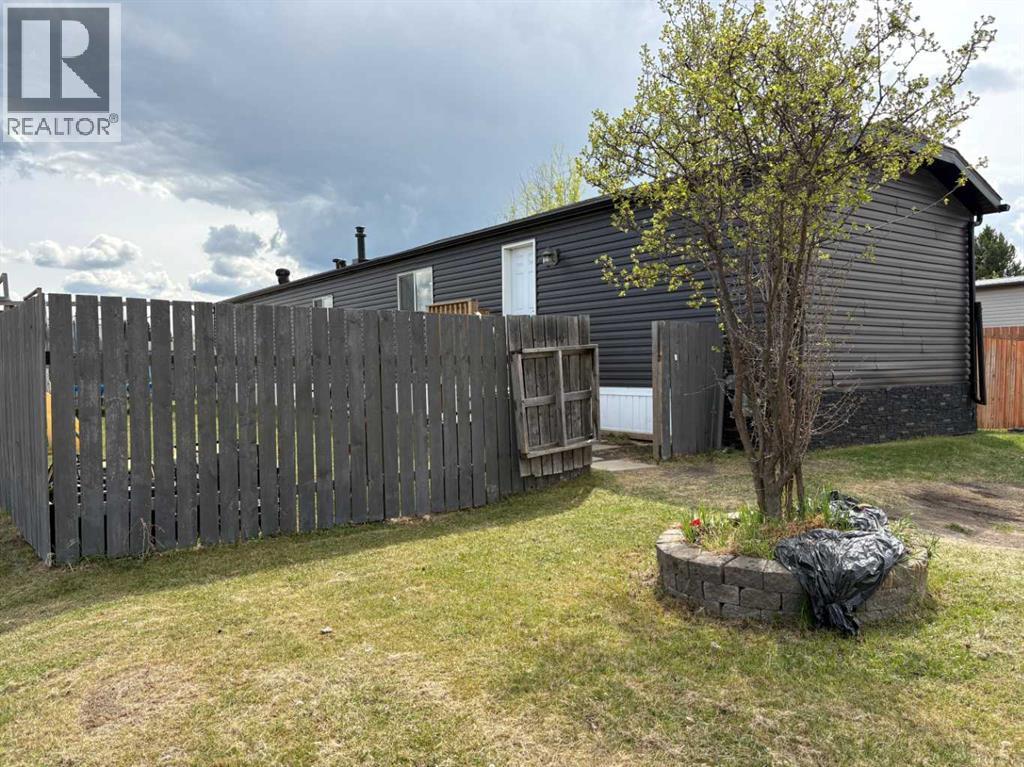8 SW Street Sw Unit 201, Slave Lake, AB T0G 2A4