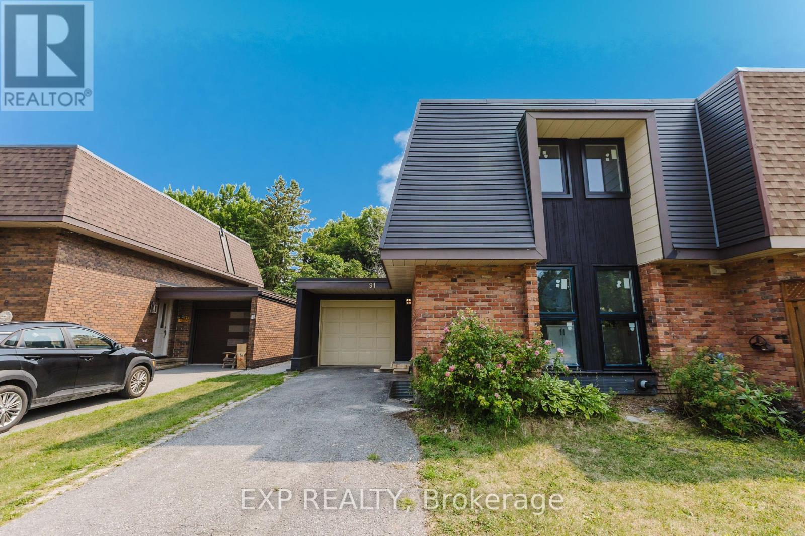 91 Penfield Dr, Ottawa, ON K2K 1L9