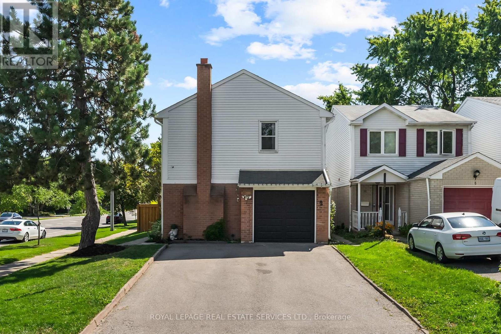 2 Mangrove Rd, Brampton, ON L6S 3Y1