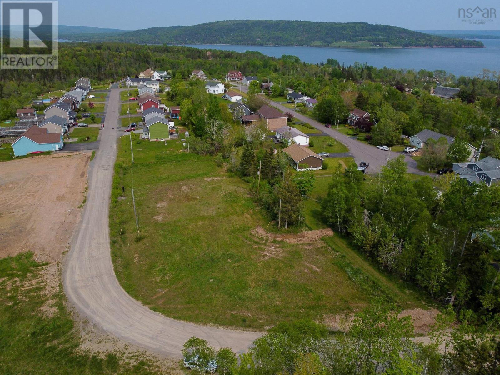 2 Alexander Dr #21, Baddeck, NS B0E 1B0