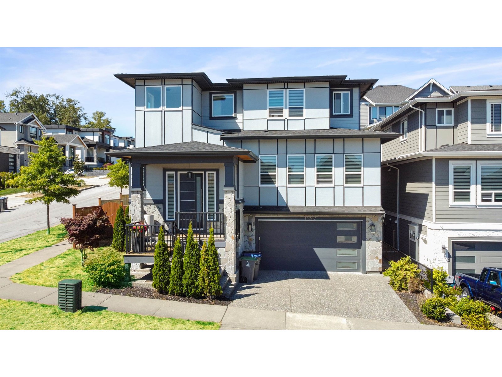 16 Avenue Unit 16707 #a, Surrey, BC V3Z 0B4