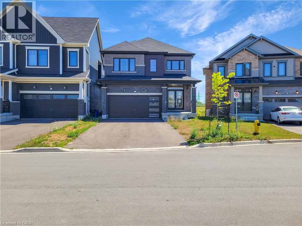 241 Vanilla Trl, Thorold, ON L2V 0L3