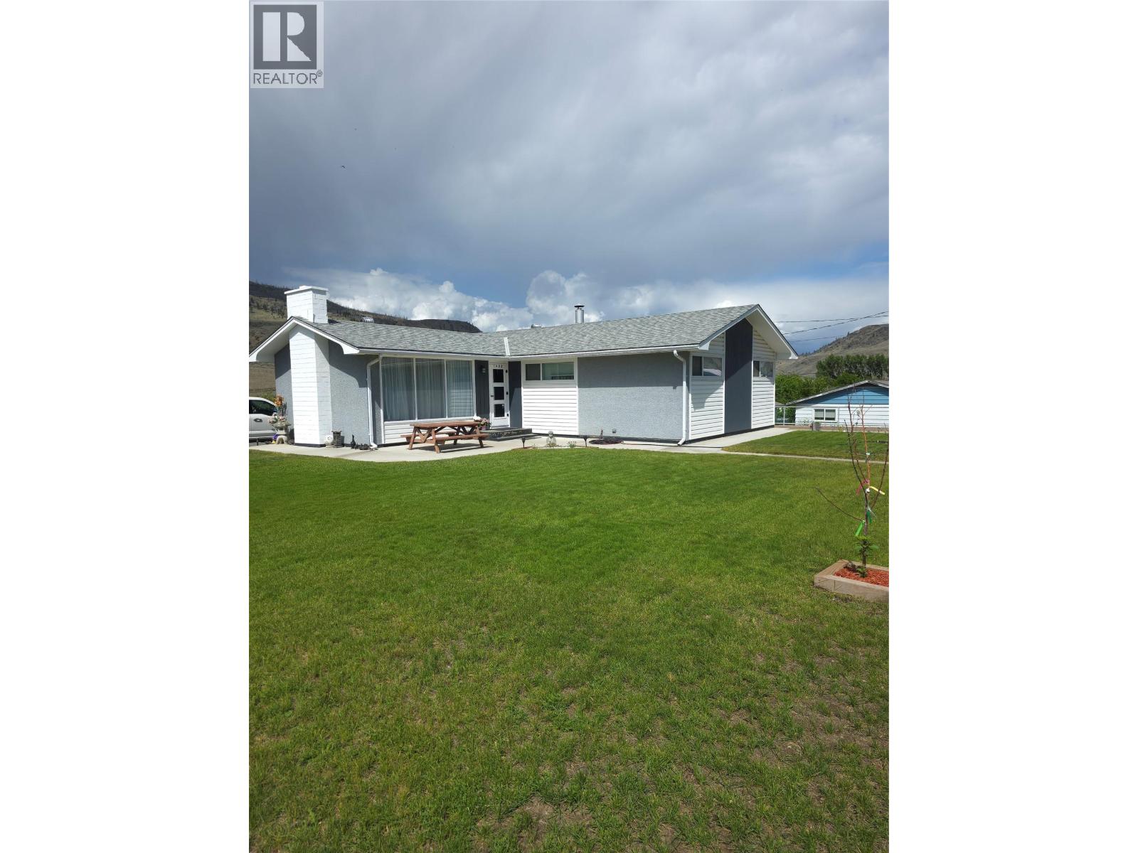 1408 Quartz Rd, Cache Creek, BC V0K 1H0