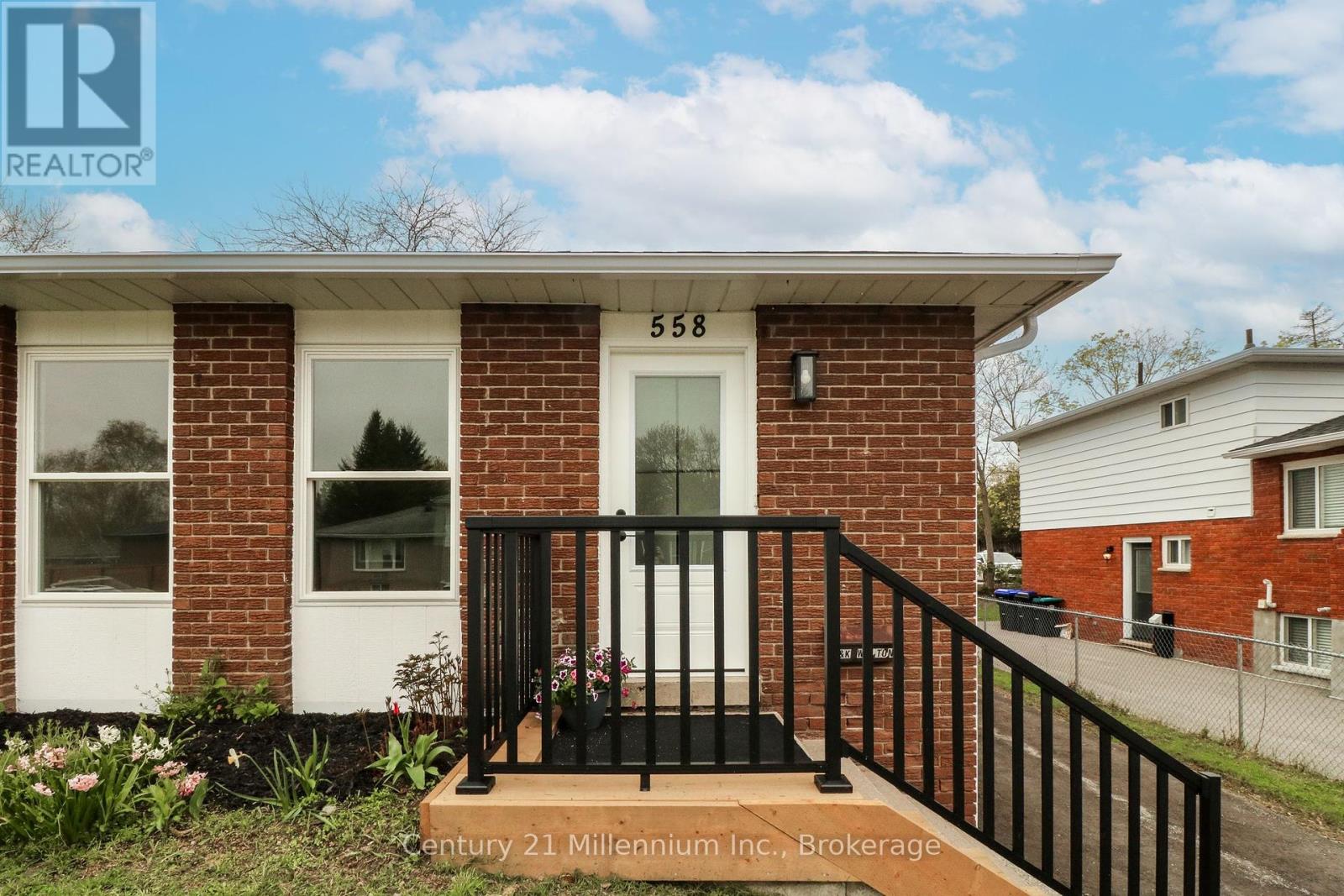 558 Spruce St, Collingwood, ON L9Y 4B4