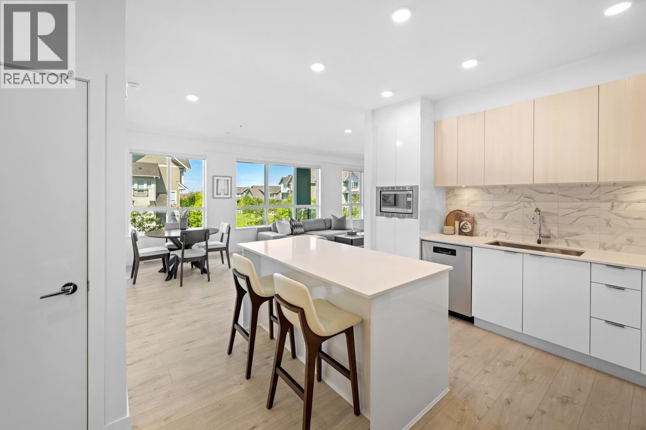 1792 Starling Drive Unit 219 Dr, Tsawwassen, BC V4M 0E4