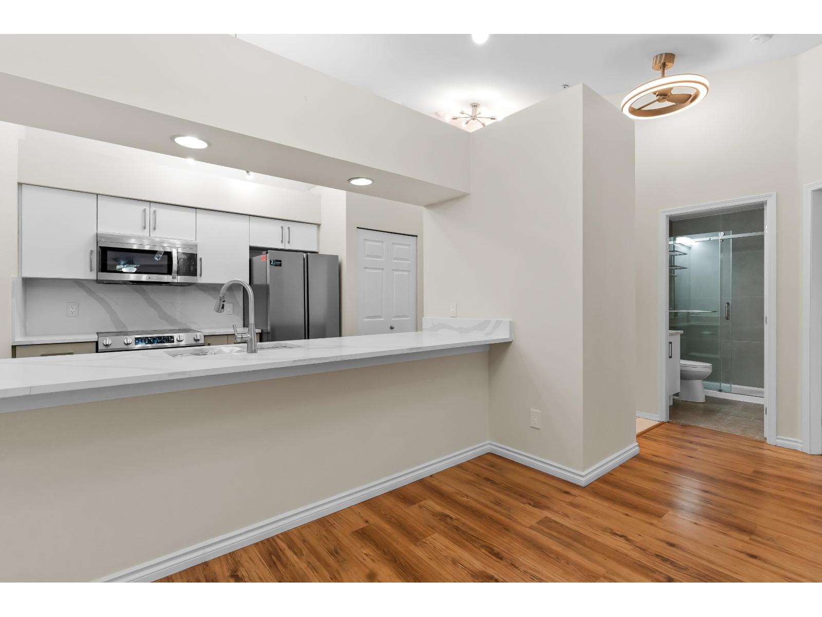 12739 72 Avenue Unit 307, Surrey, BC V3W 2M7