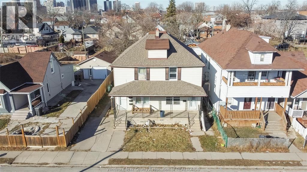 756 Brant St, Windsor, ON N9A 3E8