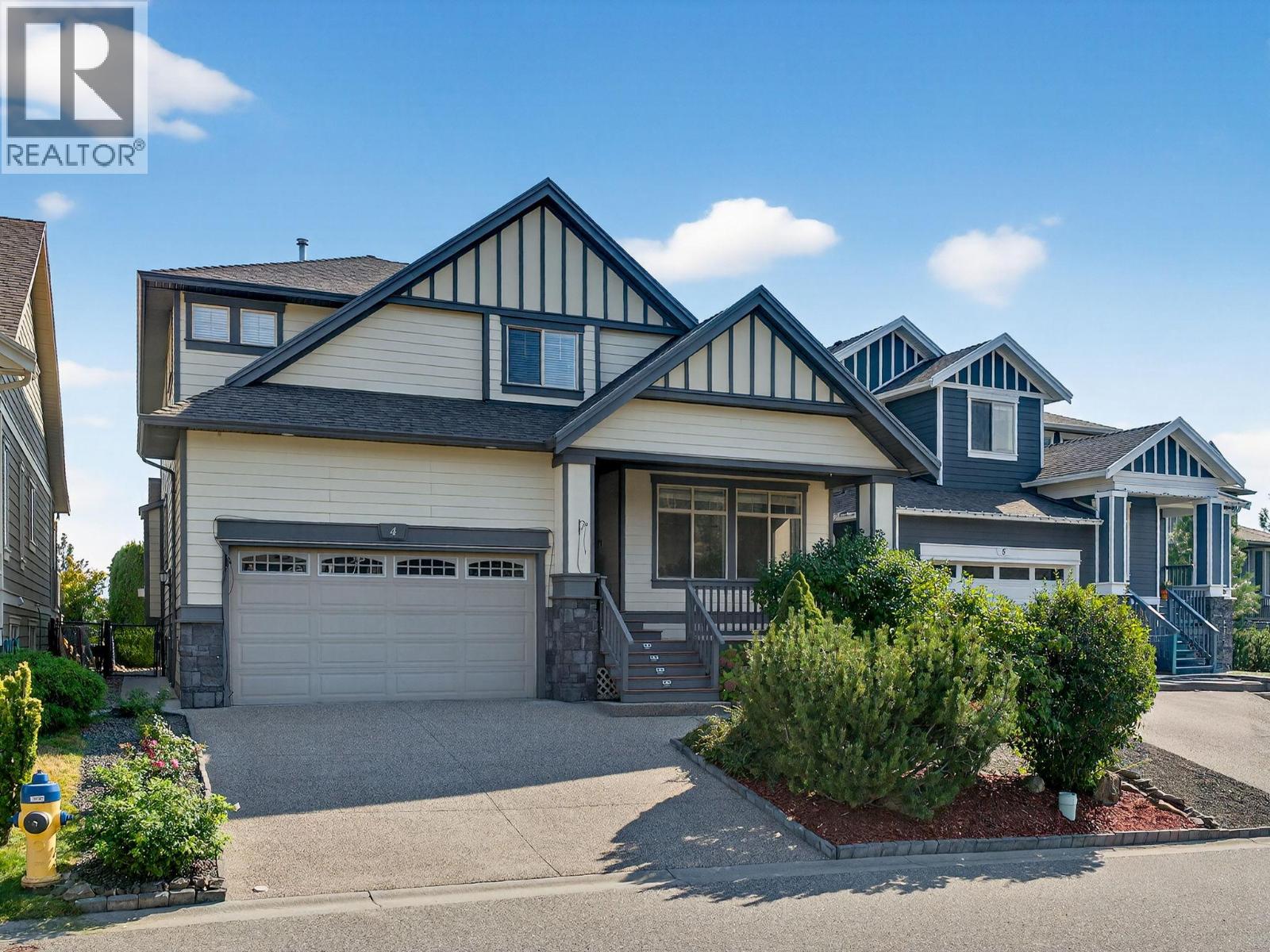 2051 Sunview Drive Unit 4, West Kelowna, BC V1Z 4C2