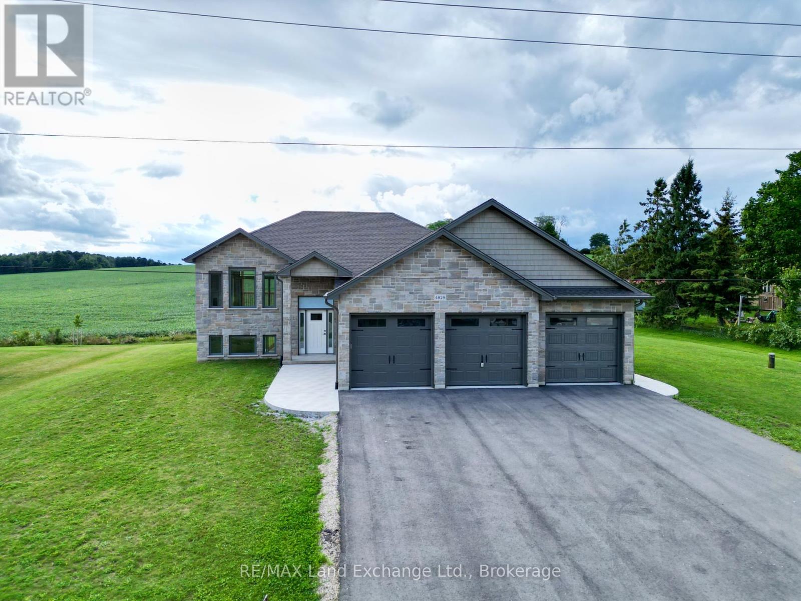 4829 Bruce Road 3, Saugeen Shores, ON N0H 2C7