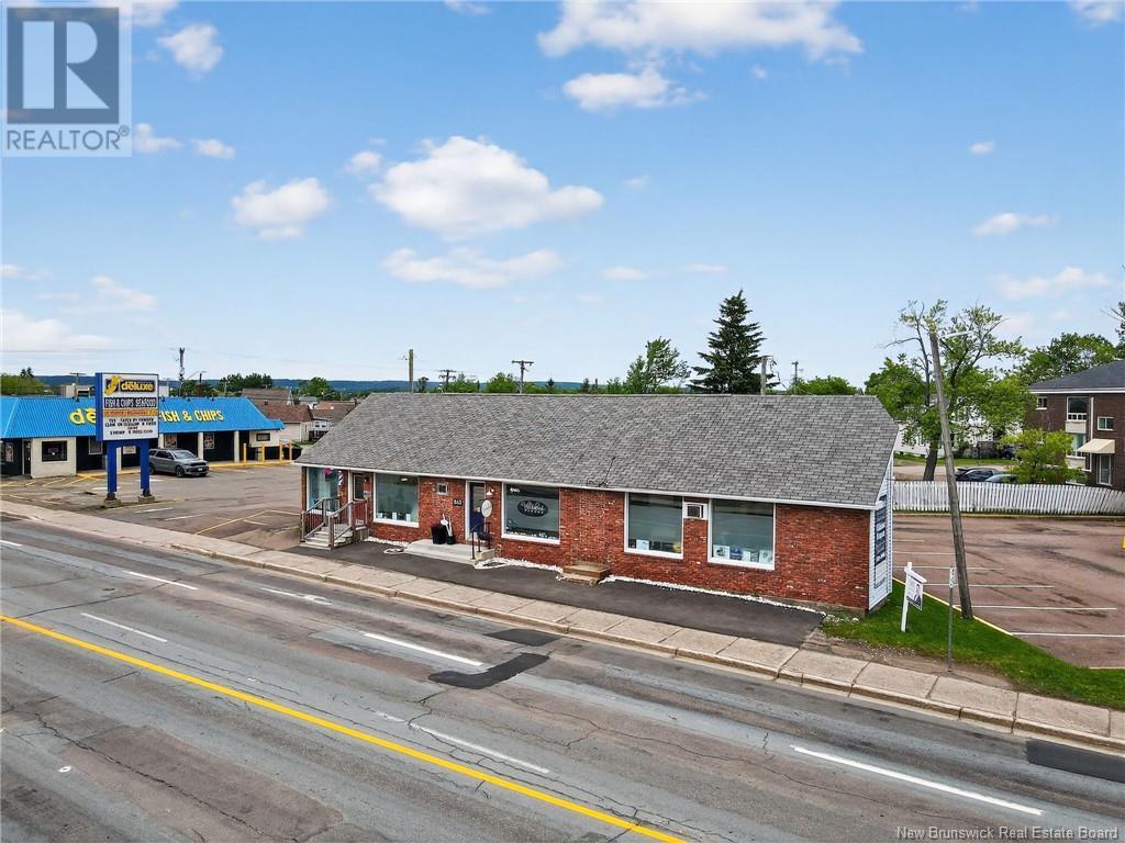 845-847 Mountain Rd, Moncton, NB E1C 2R9