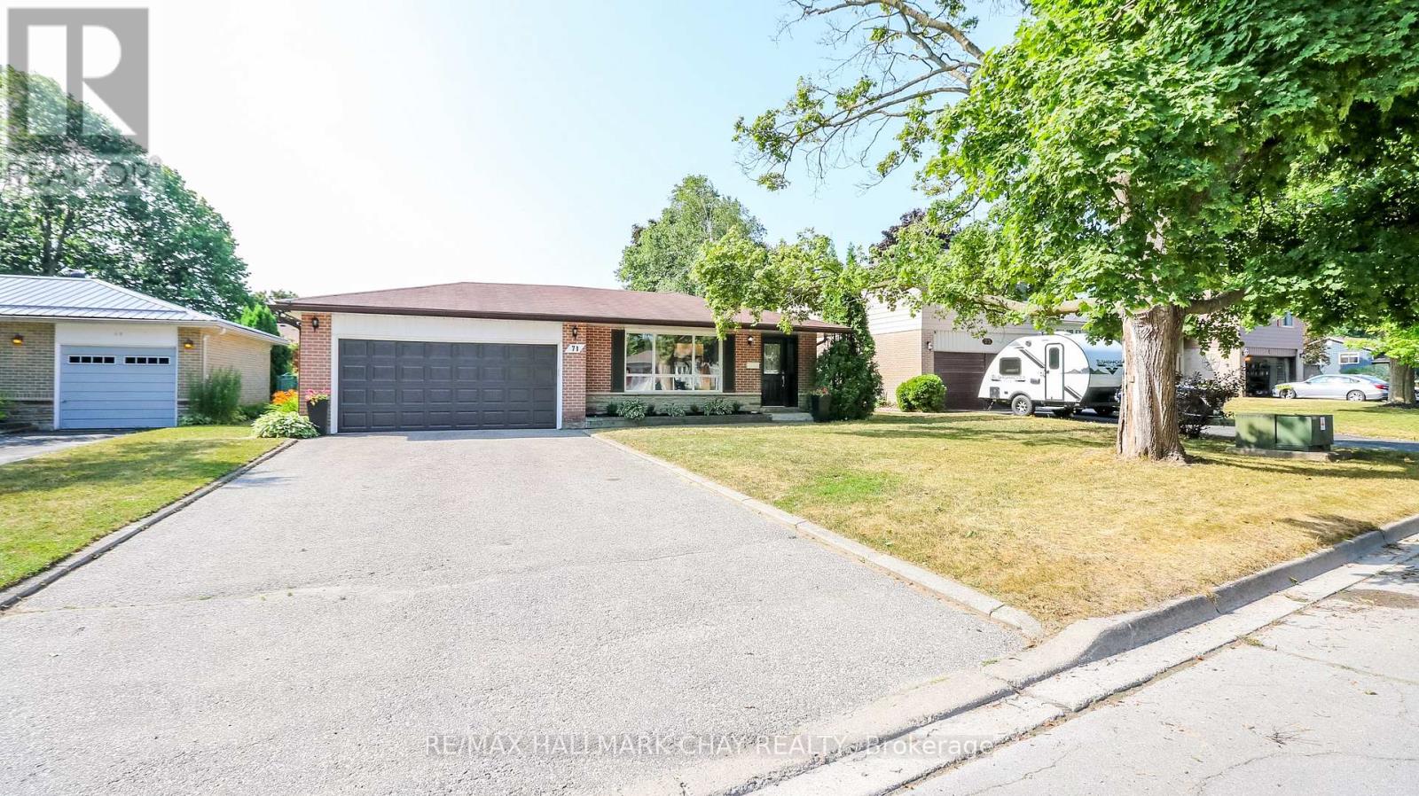 71 Briar Rd, Barrie, ON L4N 3M5