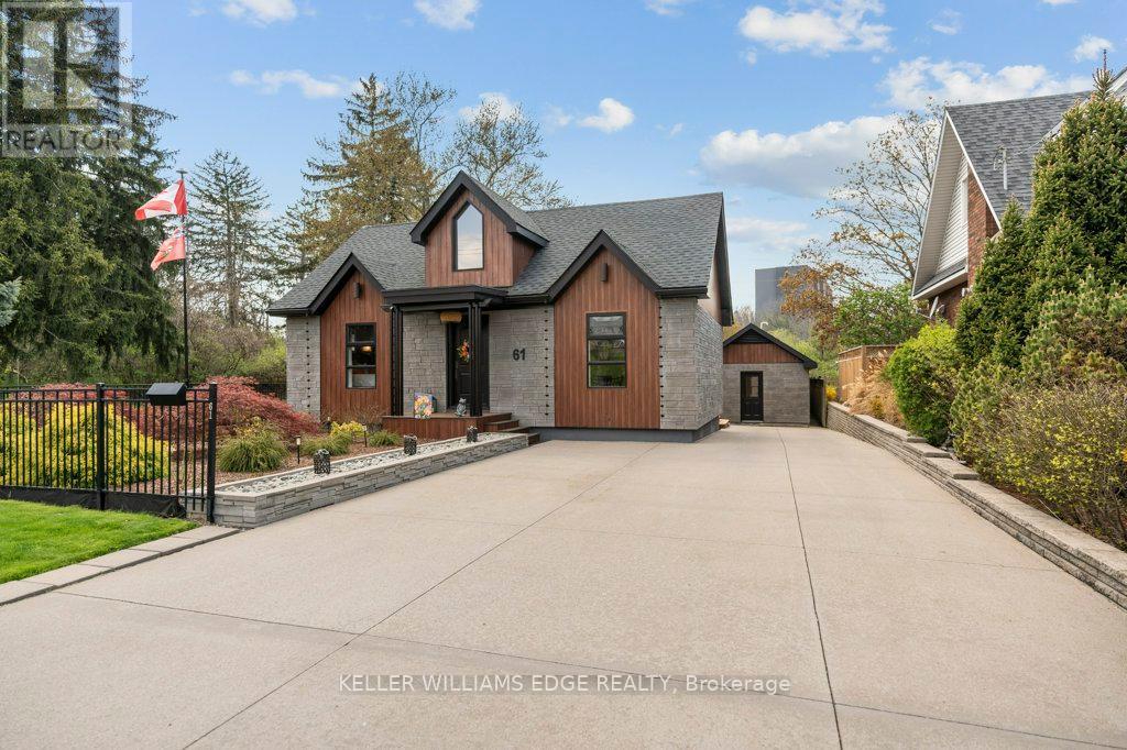 61 Lake Ave N, Hamilton, ON L8E 1L2