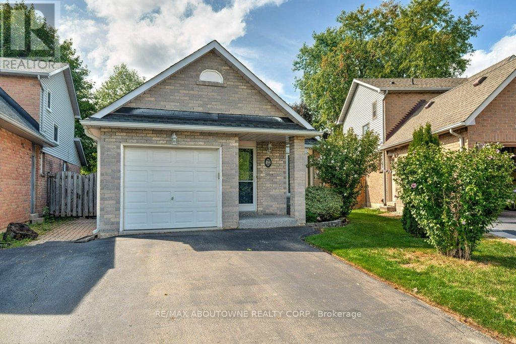 814 Miriam Cres, Burlington, ON L7S 2B9