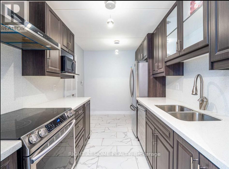 1104 2 Glamorgan Ave, Toronto, ON M1P 2M8