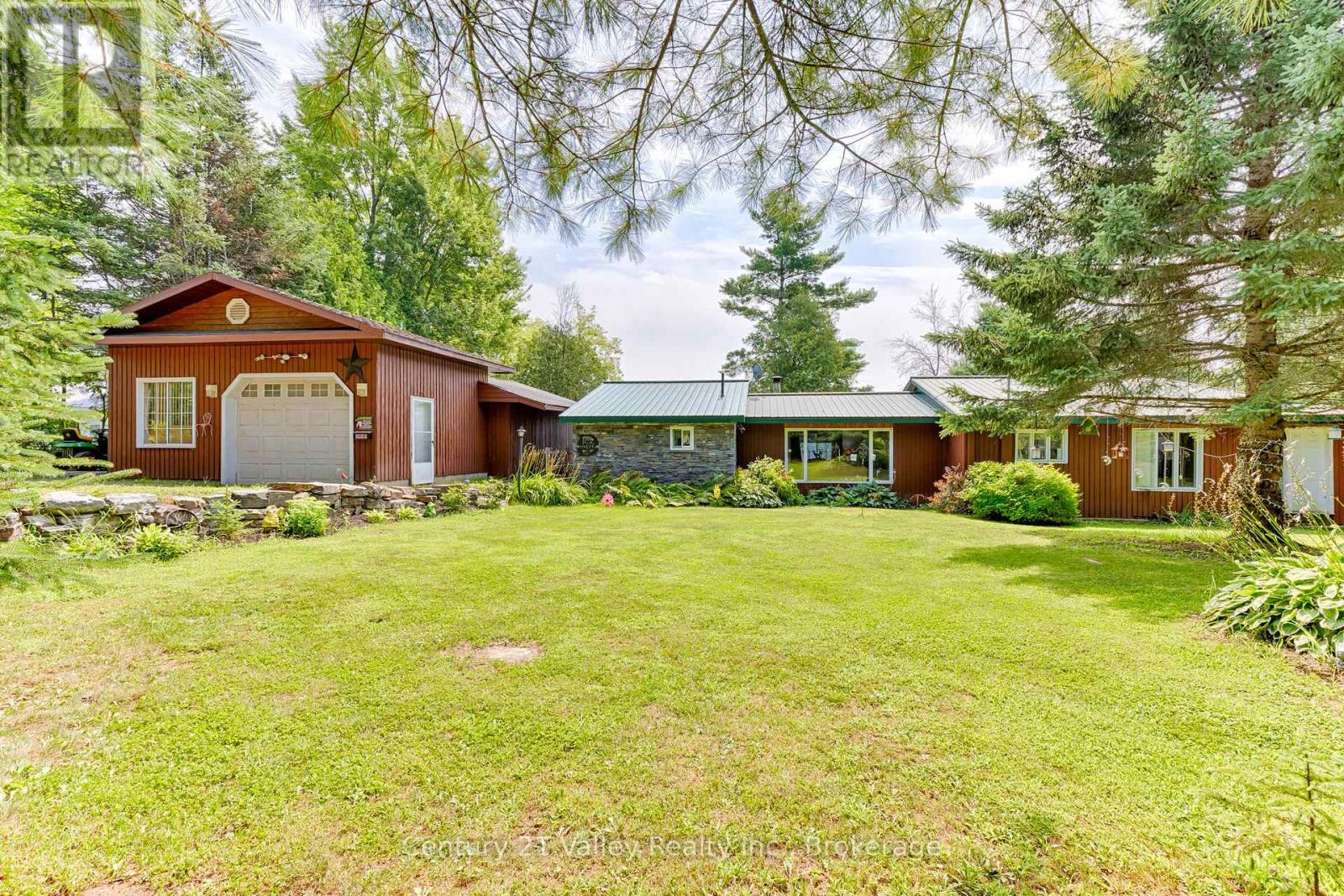 53 Downing Ln, Greater Madawaska, ON K0J 1H0