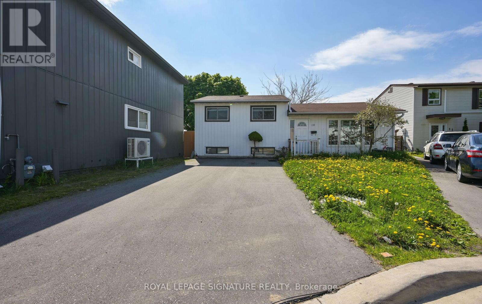 10 Heatherside Ct, Brampton, ON L6S 1N9